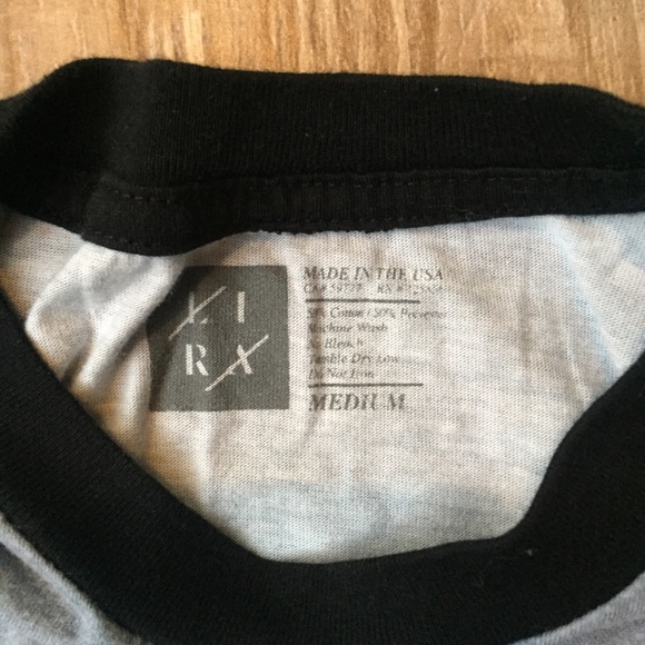 SOLD     PacSun Lira City Geometric Color Block T - Picture 6 of 8